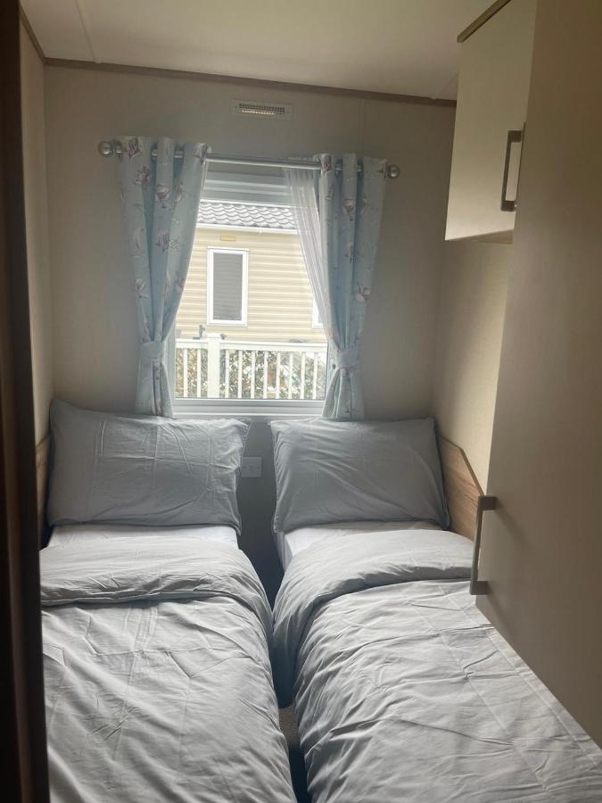 Hotel 87 Lancaster Crescent à Tattershall Extérieur photo